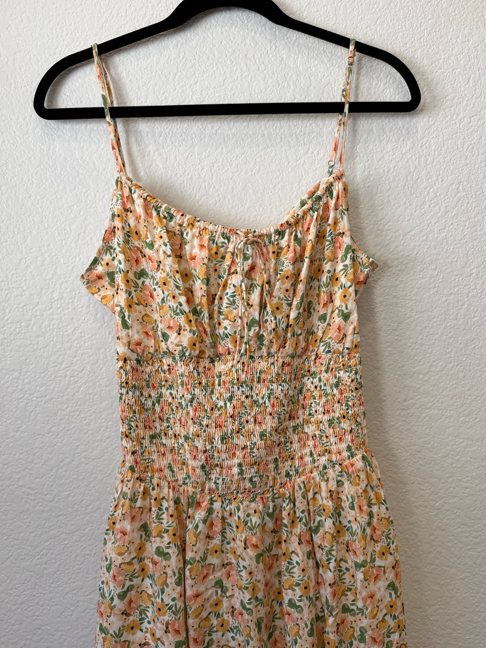 Women’s Floral Smocked Maxi Dress - Large - Picture 2 of 11